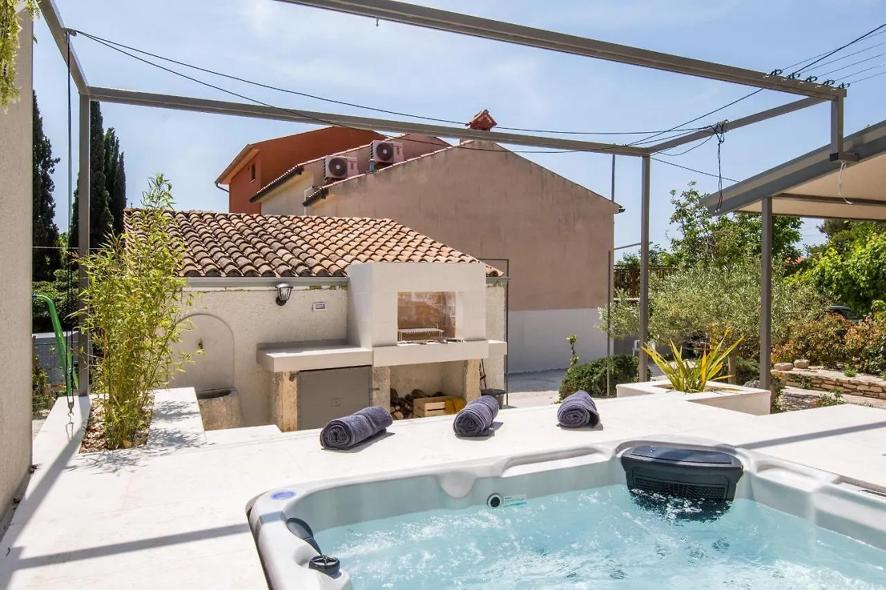 Casa Viko Villa Premantura Croatia