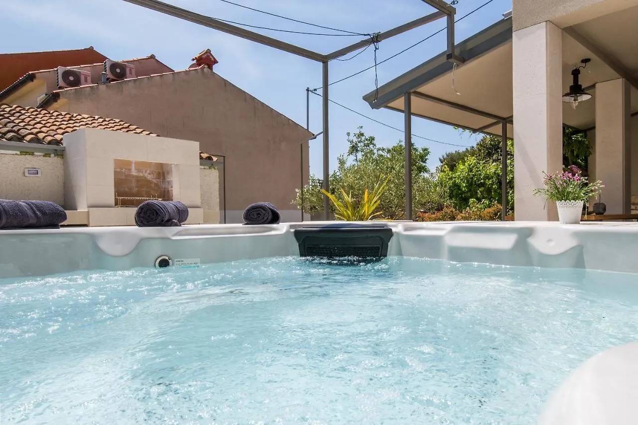 Casa Viko Villa Premantura 0*,  Kroatien